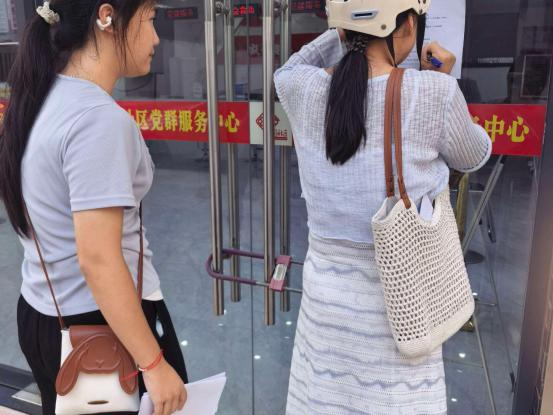 三城踏戏寻法理，乡音筑梦助普法——江